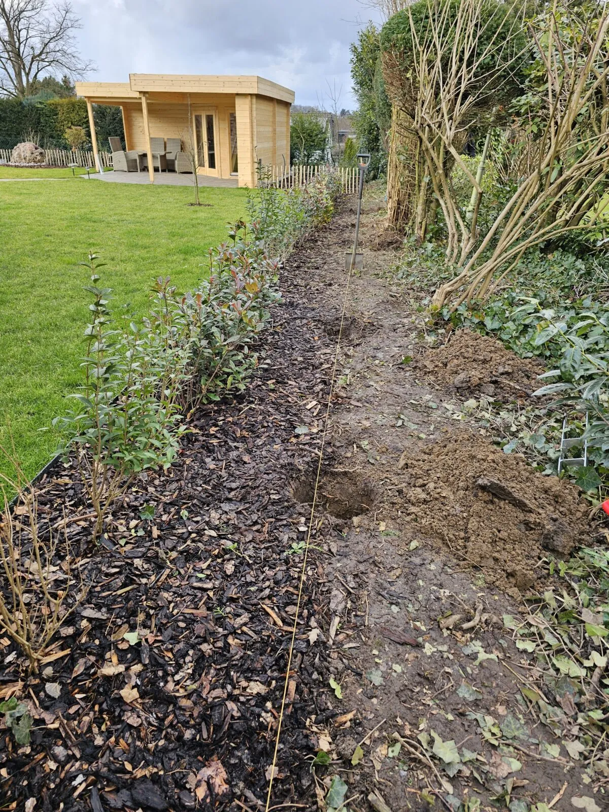 Sichtschutzzaunbau vor der Ausführung